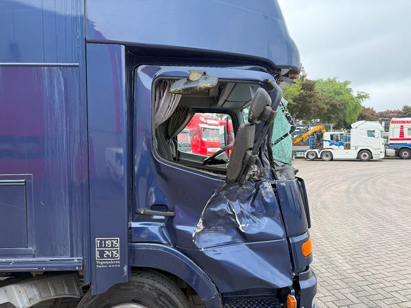 Коневоз Mercedes-Benz Atego 1223 / ENGINE RUNNING / ONLY:159450 KM / HORSETRUCK / HEATED BOX / WATERTANK / LIVING ROOM / EURO-2 / MANUAL / 1998: фото 11