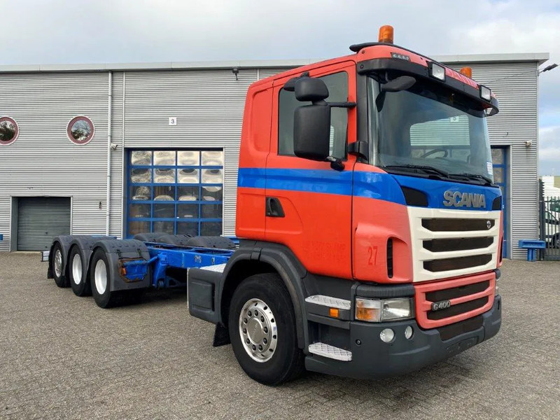 Scania G400 / 8X4 / 9TON FRONT AXLE / PTO / LIFT+LENKACHSE / ALCOA'S / AIRCO / MANUAL / EURO-5 / 2011 - Грузовик-шасси: фото 2 Scania G400 / 8X4 / 9TON FRONT AXLE / PTO / LIFT+LENKACHSE / ALCOA'S / AIRCO / MANUAL / EURO-5 / 2011 - Грузовик-шасси: фото 2