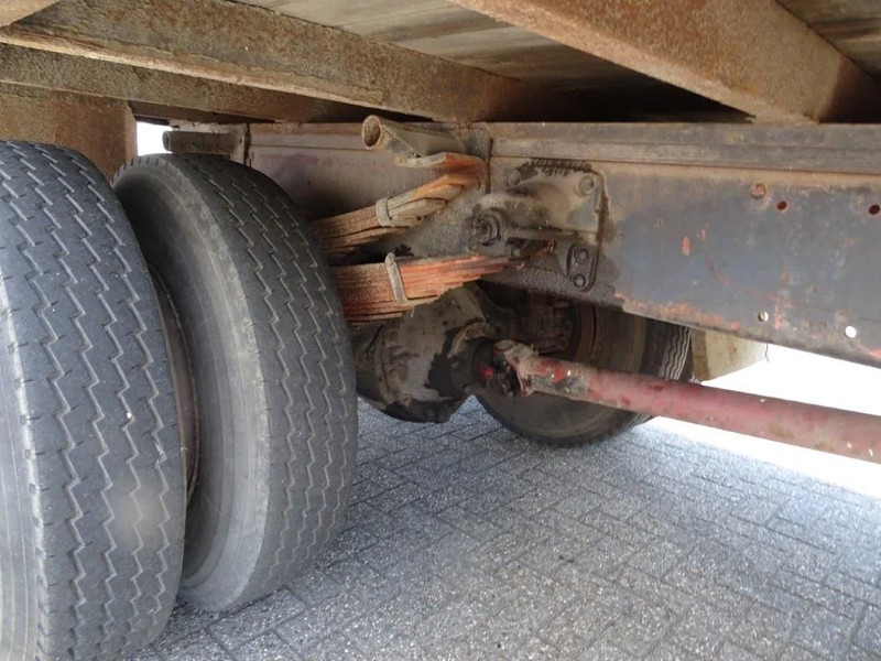 Грузовик с закрытым кузовом Scania L85.50 / 4X2 / FULL STEEL / EURO-0 / 1970: фото 16 Грузовик с закрытым кузовом Scania L85.50 / 4X2 / FULL STEEL / EURO-0 / 1970: фото 16