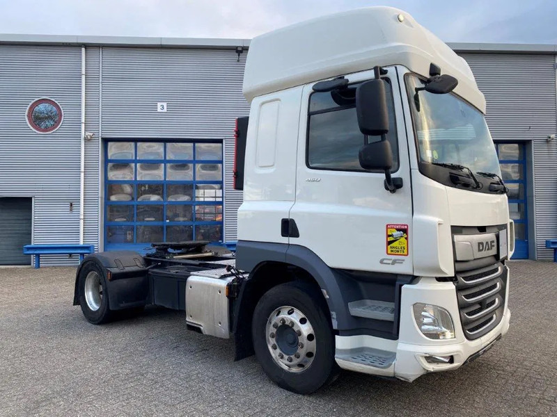 DAF CF450 / ADR / INTARDER / LWDS / ONLY:423325 KM / PARKCOOL / AUTOMATIC / EURO-6 / 2018 - Тягач: фото 2 DAF CF450 / ADR / INTARDER / LWDS / ONLY:423325 KM / PARKCOOL / AUTOMATIC / EURO-6 / 2018 - Тягач: фото 2