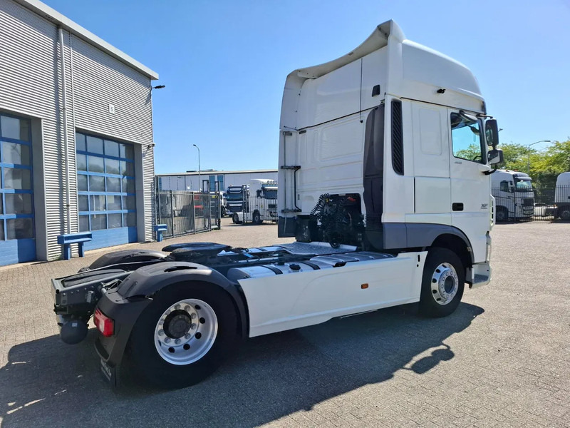 DAF XF106-460 / INTARDER / DOUBLE TANK / PARKCOOL / TUV:12-04-2026 / ACC / LWDS / ALCOA / AUTOMATIC / EURO-6 / 2017 - Тягач: фото 5 DAF XF106-460 / INTARDER / DOUBLE TANK / PARKCOOL / TUV:12-04-2026 / ACC / LWDS / ALCOA / AUTOMATIC / EURO-6 / 2017 - Тягач: фото 5