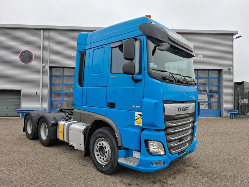 DAF XF106-530 / 6X4 / INTARDER / HYDRAULICS / ONLY:418213 KM / TUV:16-06-2026 / 44TON / LWDS / MANUAL / EURO-6 / 2018 - Тягач: фото 2 DAF XF106-530 / 6X4 / INTARDER / HYDRAULICS / ONLY:418213 KM / TUV:16-06-2026 / 44TON / LWDS / MANUAL / EURO-6 / 2018 - Тягач: фото 2