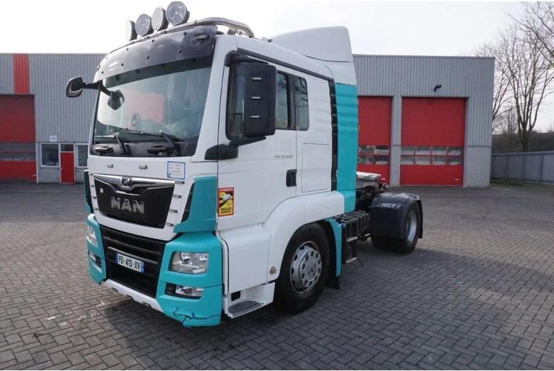 MAN TGS18.500 / AUTOMATIC / RETARDER / LOW ROOF / FULL AIR / NO DOCUMENTS / EURO-6 / 2019 - Тягач: фото 1 MAN TGS18.500 / AUTOMATIC / RETARDER / LOW ROOF / FULL AIR / NO DOCUMENTS / EURO-6 / 2019 - Тягач: фото 1