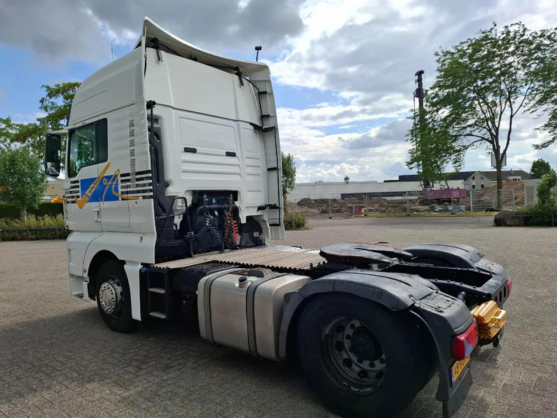 MAN TGX 18.440 / NL TRUCK / TUV:20-02-2026 / DOUBLE TANK / NAVI / FRIDGE / MICROWAVE / ACC / LWDS / AUTOMATIC / EURO-6 / 2016 - Тягач: фото 3 MAN TGX 18.440 / NL TRUCK / TUV:20-02-2026 / DOUBLE TANK / NAVI / FRIDGE / MICROWAVE / ACC / LWDS / AUTOMATIC / EURO-6 / 2016 - Тягач: фото 3