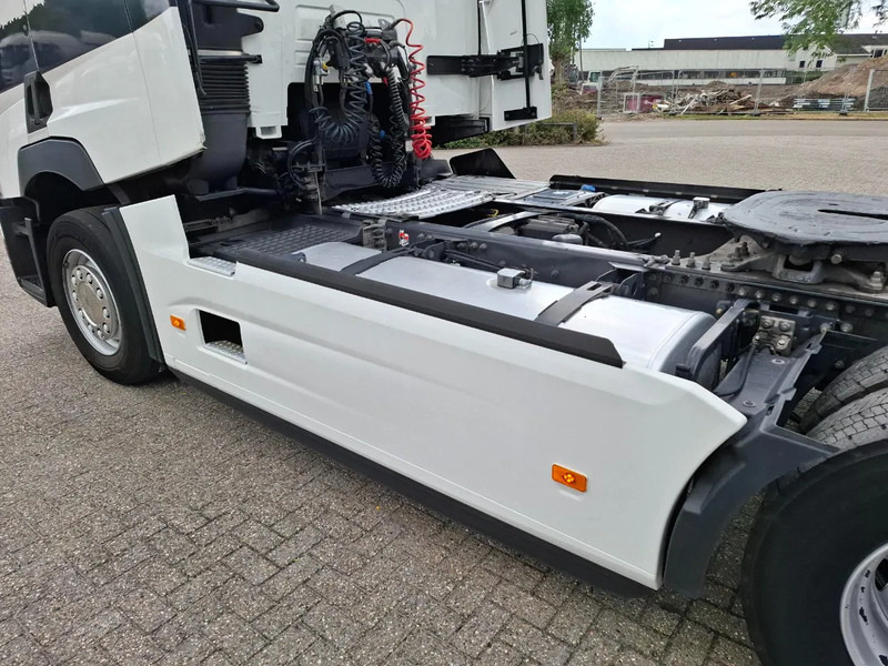 Тягач Renault T460 Comfort / CLEAN NL TRUCK / TUV:12-02-2026 / DOUBLE TANK / ACC / LWDS / FRIDGE / 2XBED / AUTOMATIC / EURO-6 / 2019: фото 8