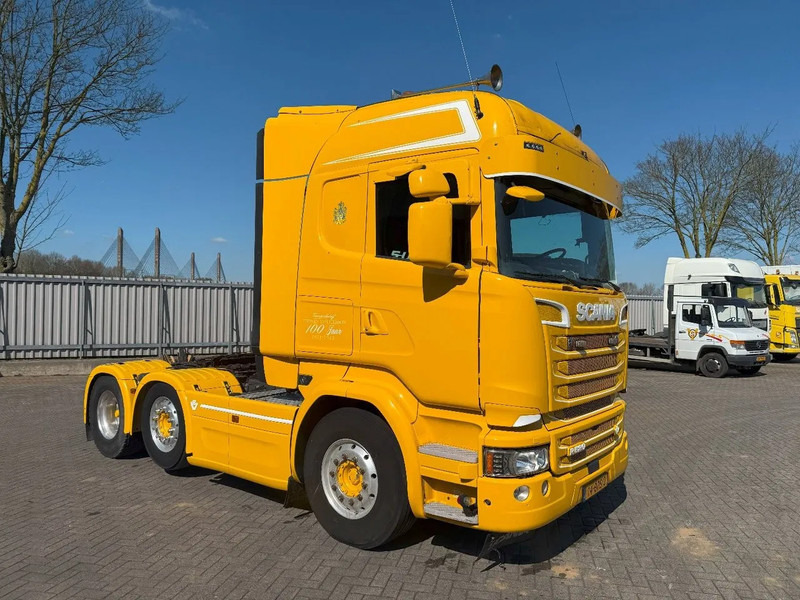 Scania R520 V8 / ENGINE RUNNING / RETARDER / HYDRAULICS / NL TRUCK / LIFT+LENKACHSE / ONLY:717000 KM / EURO-6 /2015 - Тягач: фото 2 Scania R520 V8 / ENGINE RUNNING / RETARDER / HYDRAULICS / NL TRUCK / LIFT+LENKACHSE / ONLY:717000 KM / EURO-6 /2015 - Тягач: фото 2