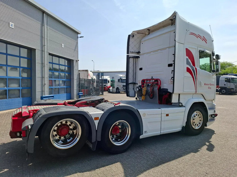 Scania R520 V8 / RETARDER / BOOGIE / FULL-AIR / ACC / LWDS / LEATHER / NAVI / XENON / FRIDGE / AUTOMATIC / EURO-6 / 2015 - Тягач: фото 5 Scania R520 V8 / RETARDER / BOOGIE / FULL-AIR / ACC / LWDS / LEATHER / NAVI / XENON / FRIDGE / AUTOMATIC / EURO-6 / 2015 - Тягач: фото 5
