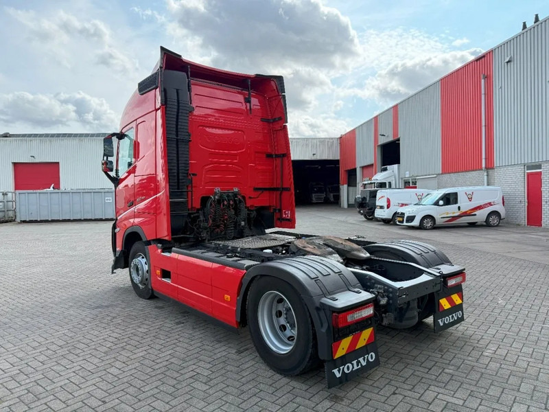 Volvo FH5-460 / ENGINE RUNNING / VEB+ / ! ONLY:184425 KM ! / ACC / LWDS / SIDESKIRTS / AUTOMATIC / EURO-6 / 2024 - Тягач: фото 3 Volvo FH5-460 / ENGINE RUNNING / VEB+ / ! ONLY:184425 KM ! / ACC / LWDS / SIDESKIRTS / AUTOMATIC / EURO-6 / 2024 - Тягач: фото 3