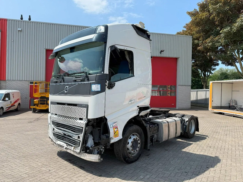 Volvo FH5-500 / ENGINE RUNNING / TURBO COMPOUND / ONLY:434243 KM / VEB+ / PARKCOOL / DOUBLE TANK / EURO-6 / 2021 - Тягач: фото 1 Volvo FH5-500 / ENGINE RUNNING / TURBO COMPOUND / ONLY:434243 KM / VEB+ / PARKCOOL / DOUBLE TANK / EURO-6 / 2021 - Тягач: фото 1