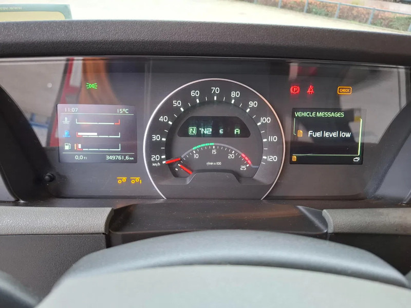 Грузовик-шасси Volvo FH16-750 / VEB+ / ONLY:349761 KM / 9TON FRONT AXLE / INLINER / TECHNICAL 60TON / FULL-AIR / AUTOMATIC / EURO-6 / 2016: фото 18 Грузовик-шасси Volvo FH16-750 / VEB+ / ONLY:349761 KM / 9TON FRONT AXLE / INLINER / TECHNICAL 60TON / FULL-AIR / AUTOMATIC / EURO-6 / 2016: фото 18