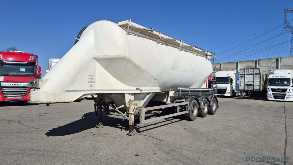 FELDBINDER EUT 40.3 SILOCISTERNA - 2 komory - 40 m3 - Полуприцеп цистерна для сыпучих грузов: фото 2 FELDBINDER EUT 40.3 SILOCISTERNA - 2 komory - 40 m3 - Полуприцеп цистерна для сыпучих грузов: фото 2
