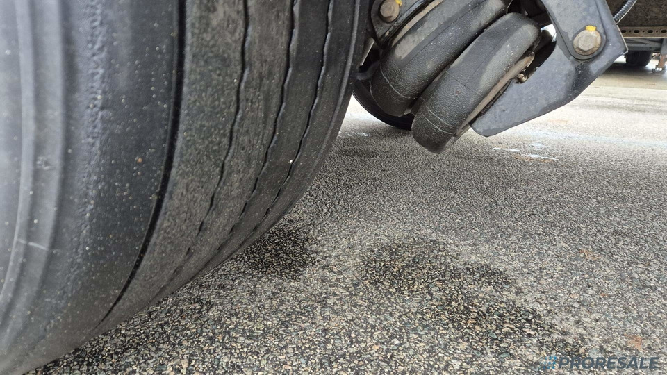 Тентованный полуприцеп KRONE SD MEGA LINER: фото 8