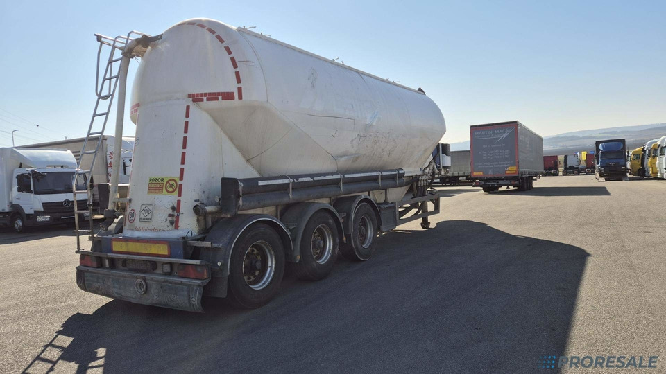 OSTATNÍ FELDBINDER EUT 40.3 SILOCISTERNA - 2 komory - 40 m3 - Полуприцеп цистерна для сыпучих грузов: фото 3 OSTATNÍ FELDBINDER EUT 40.3 SILOCISTERNA - 2 komory - 40 m3 - Полуприцеп цистерна для сыпучих грузов: фото 3