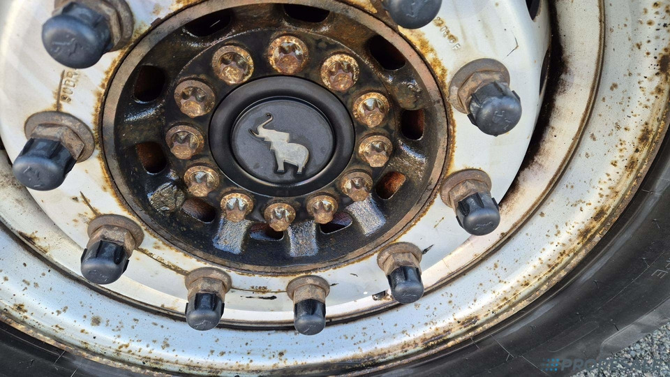 SCHMITZ CARGOBULL SCS 24/L - 13.62 - MULDA na přepravu svitků - Тентованный полуприцеп: фото 5 SCHMITZ CARGOBULL SCS 24/L - 13.62 - MULDA na přepravu svitků - Тентованный полуприцеп: фото 5