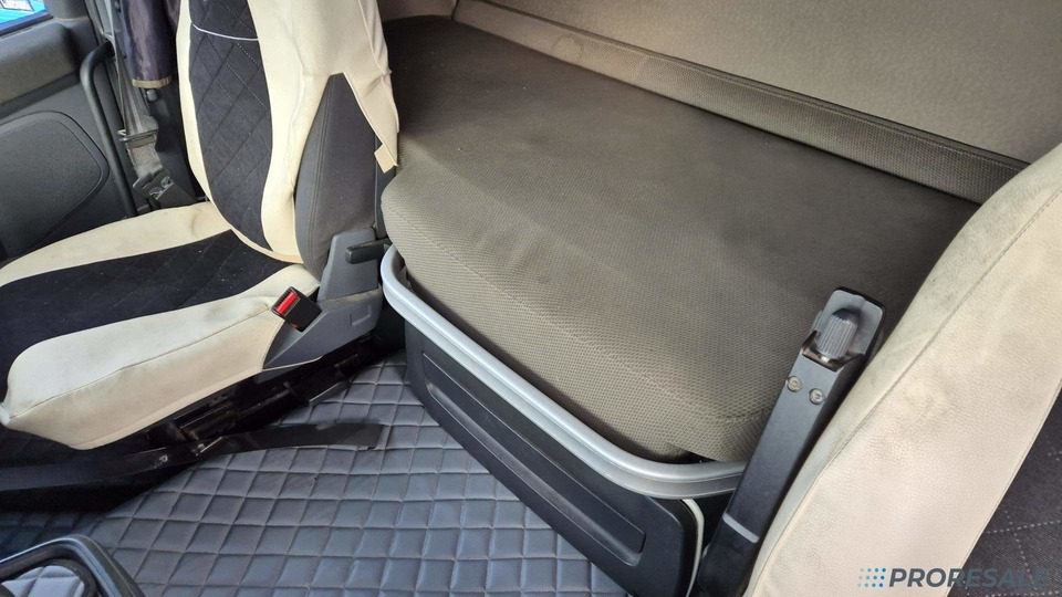 SCANIA R450 N320 HIGH LINE EURO 6 - Тягач: фото 5 SCANIA R450 N320 HIGH LINE EURO 6 - Тягач: фото 5