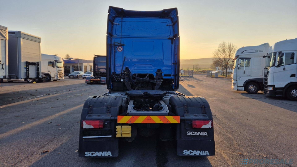 SCANIA R450 N323 NGS TOP LINE EURO 6 - Тягач: фото 3 SCANIA R450 N323 NGS TOP LINE EURO 6 - Тягач: фото 3