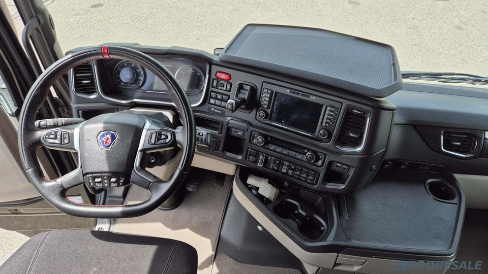 SCANIA S500 N323 NGS TOP LINE EURO 6 - Тягач: фото 4 SCANIA S500 N323 NGS TOP LINE EURO 6 - Тягач: фото 4