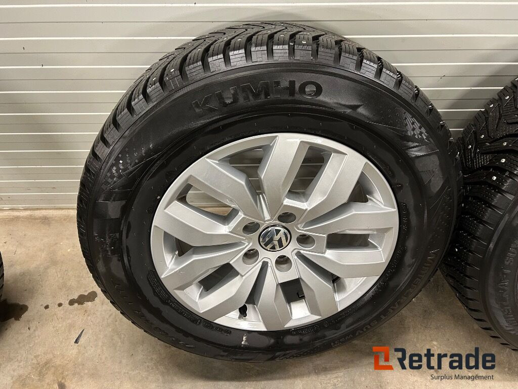 4 Däck på fälg Kumho Wintercraft Till VW Amarok - Строительное оборудование: фото 5 4 Däck på fälg Kumho Wintercraft Till VW Amarok - Строительное оборудование: фото 5