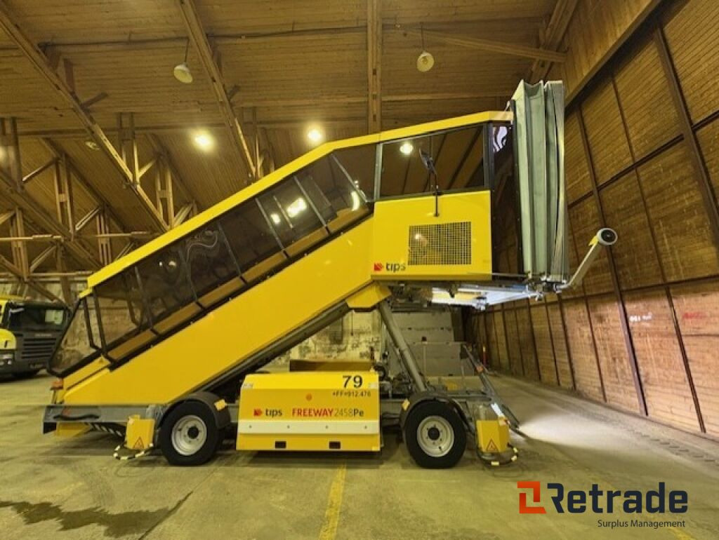 Flytrapp - TIPS FREEWAY 2458Pe - Lav timestand. - Пассажирский трап: фото 1 Flytrapp - TIPS FREEWAY 2458Pe - Lav timestand. - Пассажирский трап: фото 1