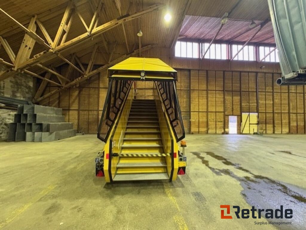 Flytrapp - TIPS FREEWAY 2458Pe - Lav timestand. - Пассажирский трап: фото 4 Flytrapp - TIPS FREEWAY 2458Pe - Lav timestand. - Пассажирский трап: фото 4