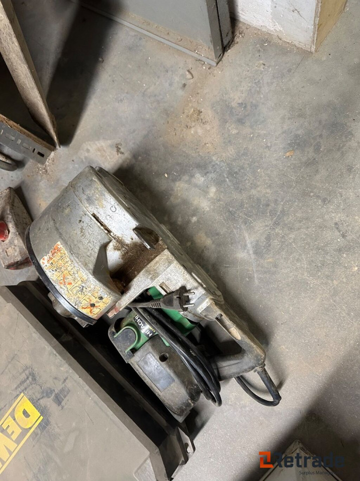 Hitachi VB16Y klippe og bukke maskine - Строительное оборудование: фото 4 Hitachi VB16Y klippe og bukke maskine - Строительное оборудование: фото 4