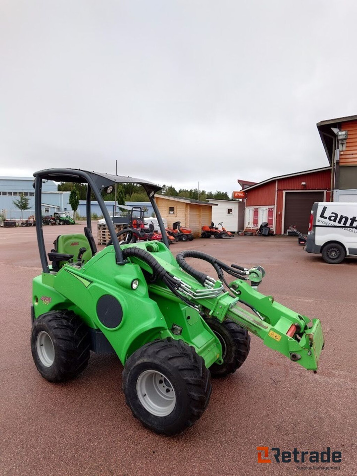 Kompaktlastare Avant 520 - Компактный фронтальный погрузчик: фото 2 Kompaktlastare Avant 520 - Компактный фронтальный погрузчик: фото 2