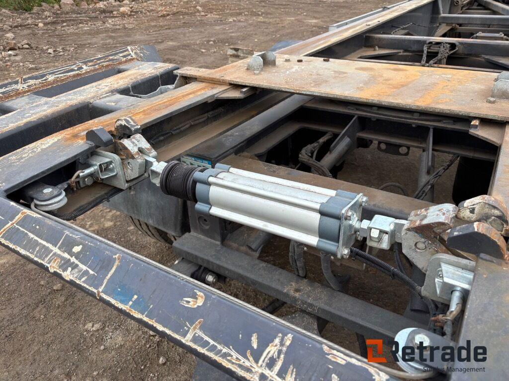 Прицеп мультилифт/ Бункеровоз Lastväxlarvagn Hakarps  12-20 - 2024 38ton: фото 14