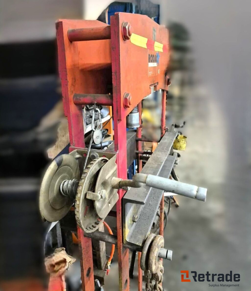 Rodac ROPPA 30 – Kraftig 30-tonns verkstedpresse - Промышленное оборудование: фото 3 Rodac ROPPA 30 – Kraftig 30-tonns verkstedpresse - Промышленное оборудование: фото 3