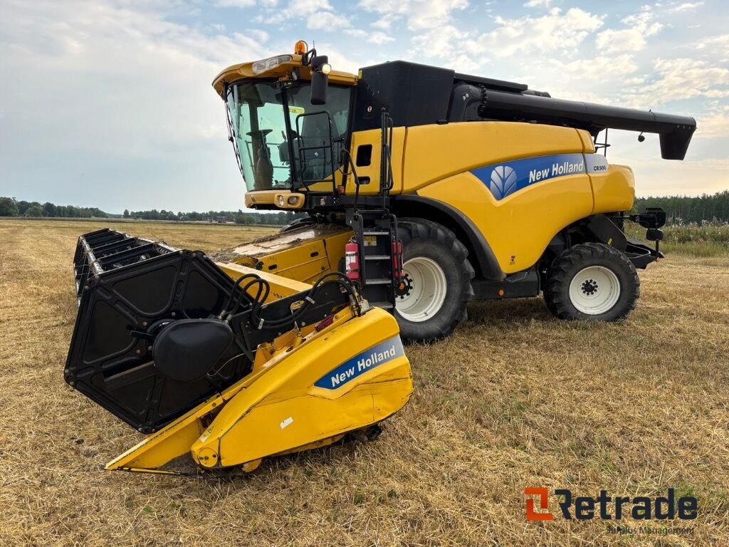 Skördetröska New Holland CR 980 - 2005 - Сельскохозяйственная техника: фото 2 Skördetröska New Holland CR 980 - 2005 - Сельскохозяйственная техника: фото 2