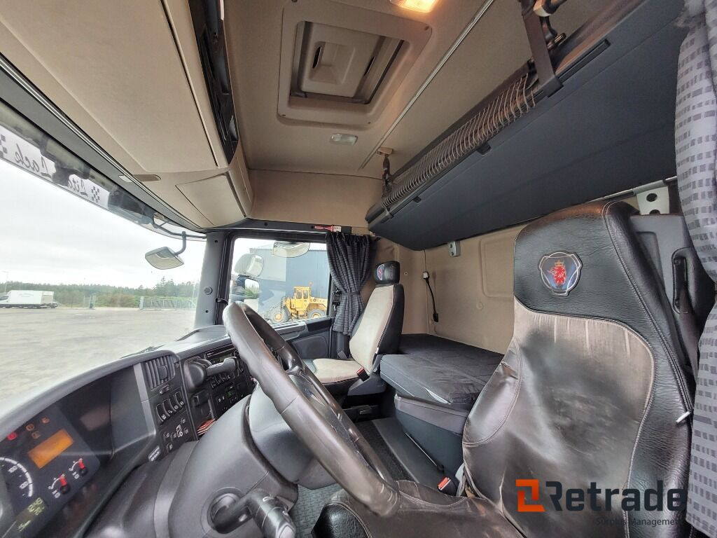 Skåpbil SCANIA R480LB6X2MNB - Грузовик с закрытым кузовом: фото 5 Skåpbil SCANIA R480LB6X2MNB - Грузовик с закрытым кузовом: фото 5