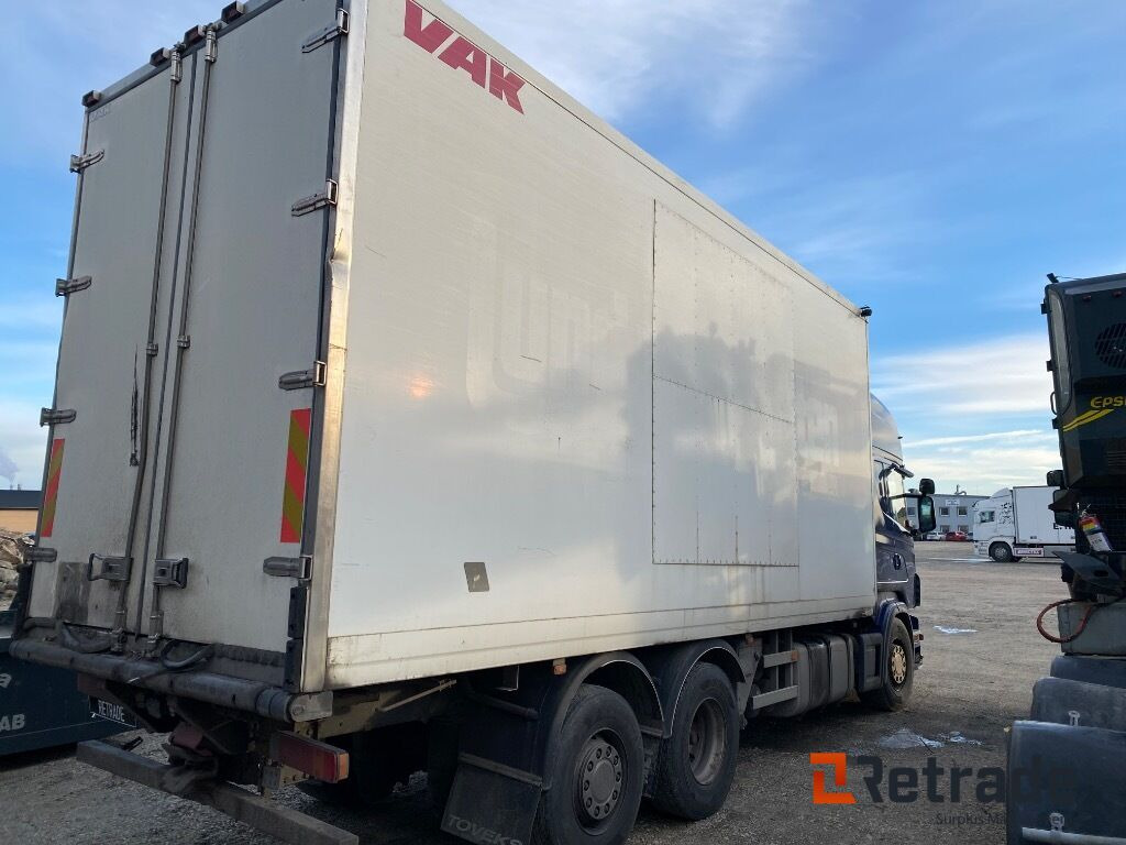 Skåpbil Scania R500LB6X2*4MNB Renoveringsobjekt - Грузовик с закрытым кузовом: фото 3 Skåpbil Scania R500LB6X2*4MNB Renoveringsobjekt - Грузовик с закрытым кузовом: фото 3