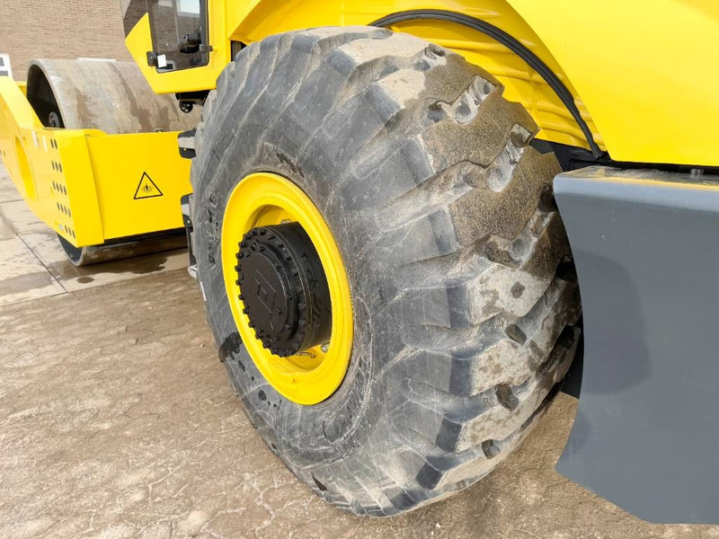 Каток Bomag BW226D-5CL - NEW / Cummins Engine: фото 17 Каток Bomag BW226D-5CL - NEW / Cummins Engine: фото 17