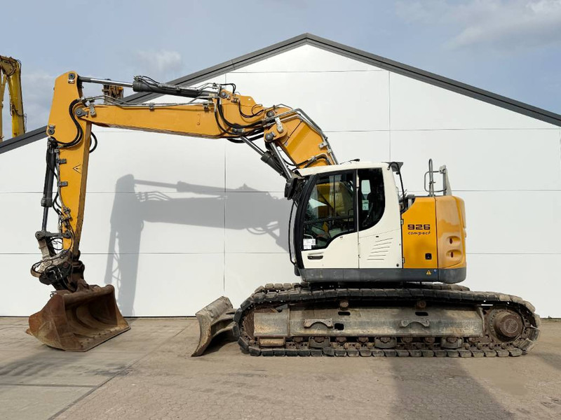 Liebherr R926 Compact - Triple Boom / Tilting Bucket - Гусеничный экскаватор: фото 1 Liebherr R926 Compact - Triple Boom / Tilting Bucket - Гусеничный экскаватор: фото 1