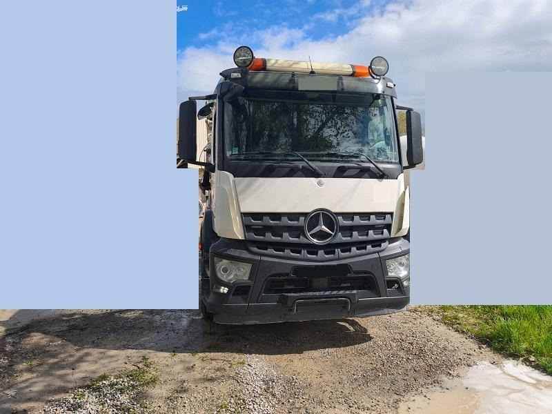 Mercedes Actros 3243 - Автобетононасос-смеситель: фото 1 Mercedes Actros 3243 - Автобетононасос-смеситель: фото 1