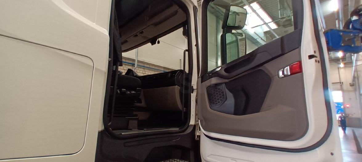 Тягач Scania R 450: фото 10
