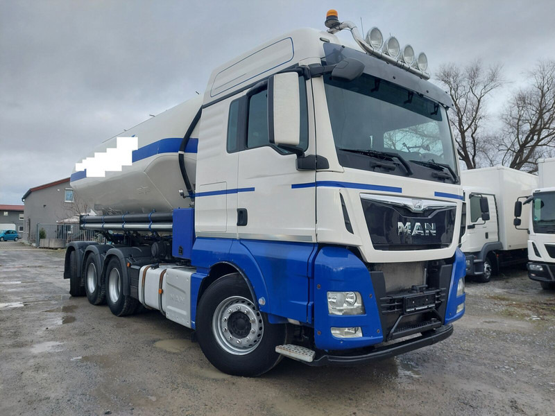 MAN TGX 35.440 Silo Euro 6 8x4 Lift+Lenk Klima (5) - Грузовик: фото 3 MAN TGX 35.440 Silo Euro 6 8x4 Lift+Lenk Klima (5) - Грузовик: фото 3