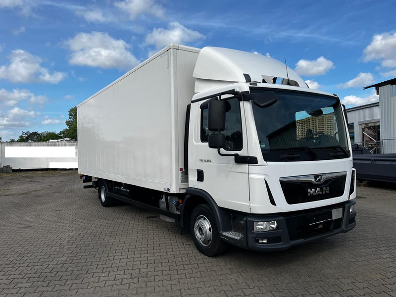 MAN TGL 12.250 - Грузовик с закрытым кузовом: фото 3 MAN TGL 12.250 - Грузовик с закрытым кузовом: фото 3