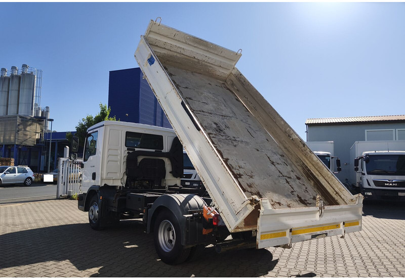 Самосвал MAN TGL 8.180 Meiller Dreiseitenkipper 3-Sitzer 4x2 Euro 6 AHK (7): фото 11