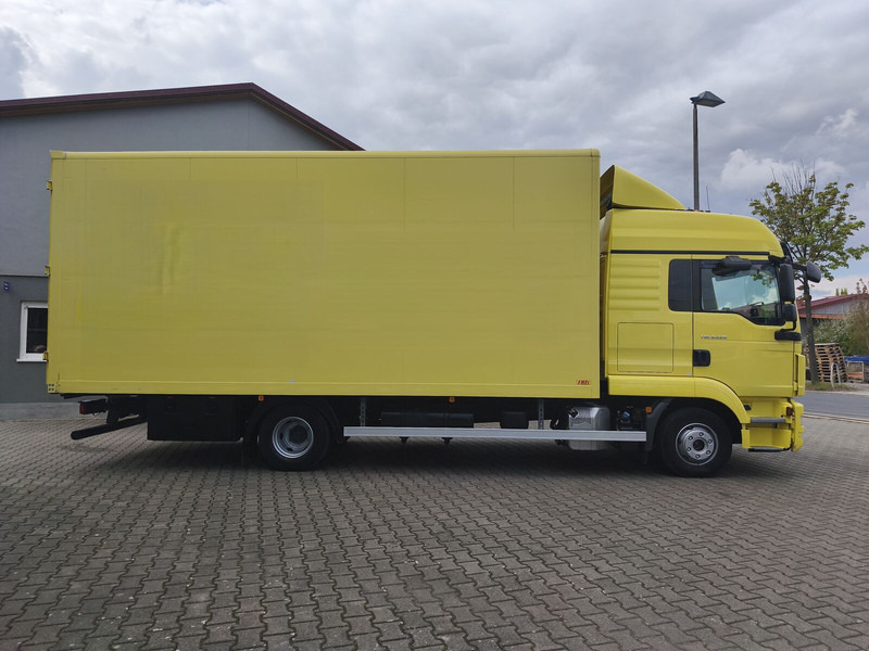 MAN TGL 8.220 Möbelkoffer Treppe (20) - Грузовик с закрытым кузовом: фото 4 MAN TGL 8.220 Möbelkoffer Treppe (20) - Грузовик с закрытым кузовом: фото 4
