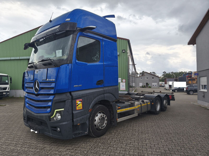 Грузовик-шасси Mercedes-Benz Actros 2545 BDF: фото 1