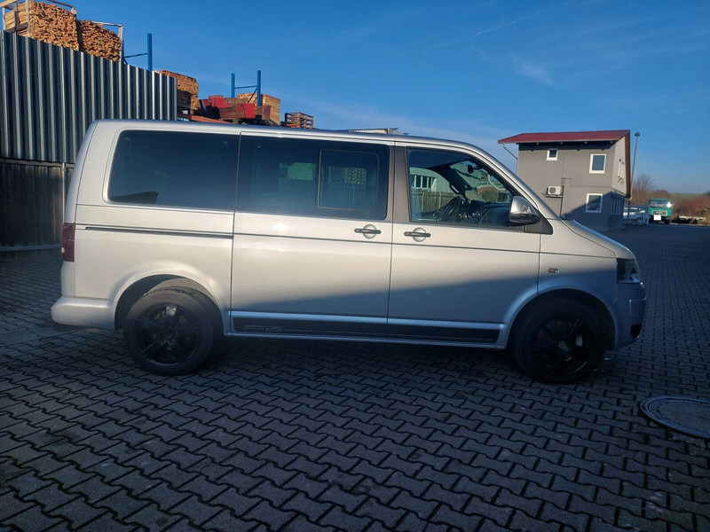 Volkswagen Transporter Multivan AHK Doppelklima Tisch Leder 7-Sitzer - Микроавтобус, Пассажирский фургон: фото 4 Volkswagen Transporter Multivan AHK Doppelklima Tisch Leder 7-Sitzer - Микроавтобус, Пассажирский фургон: фото 4