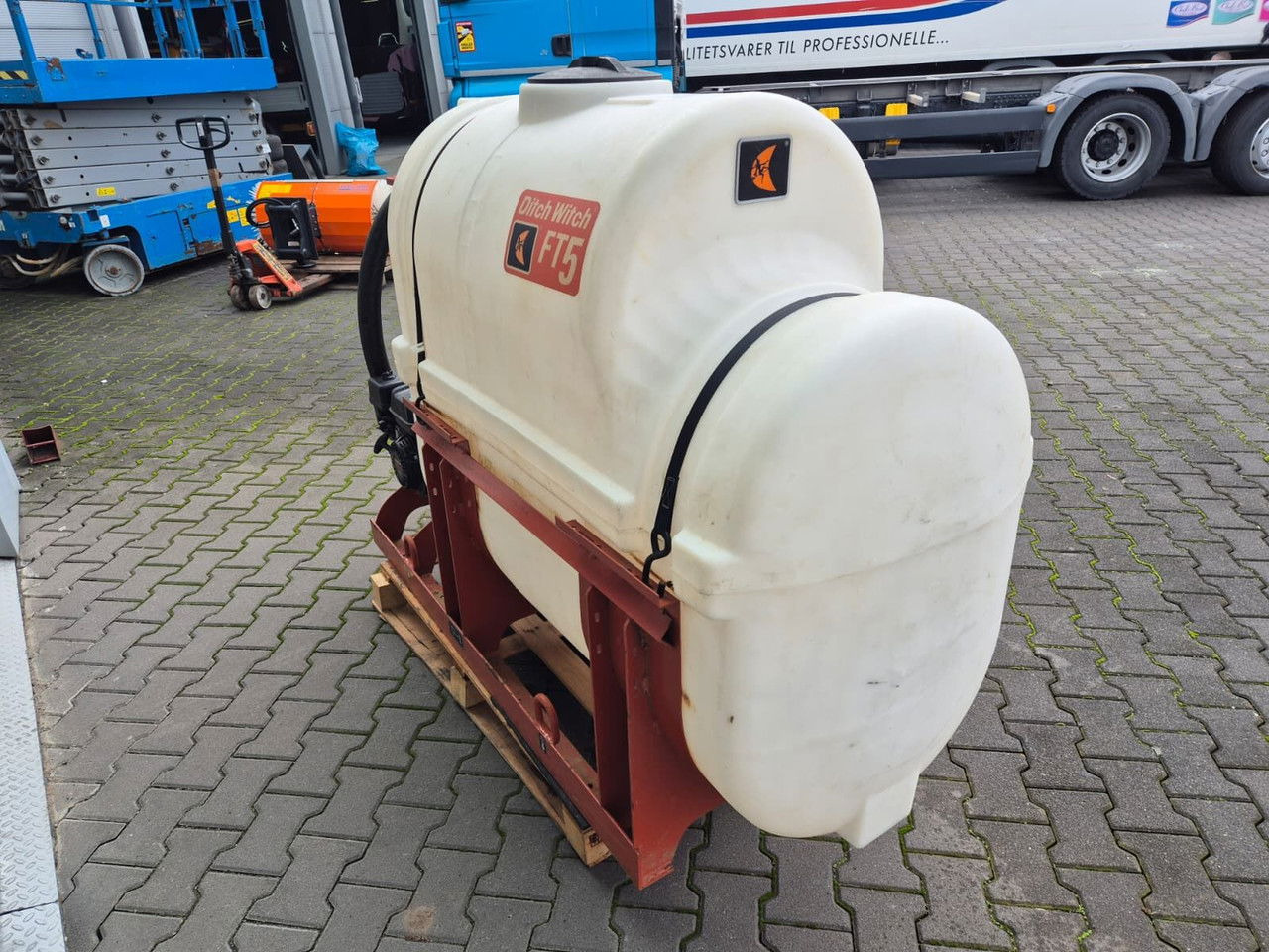Ditch Witch FT5 Mixer - Строительное оборудование: фото 4 Ditch Witch FT5 Mixer - Строительное оборудование: фото 4