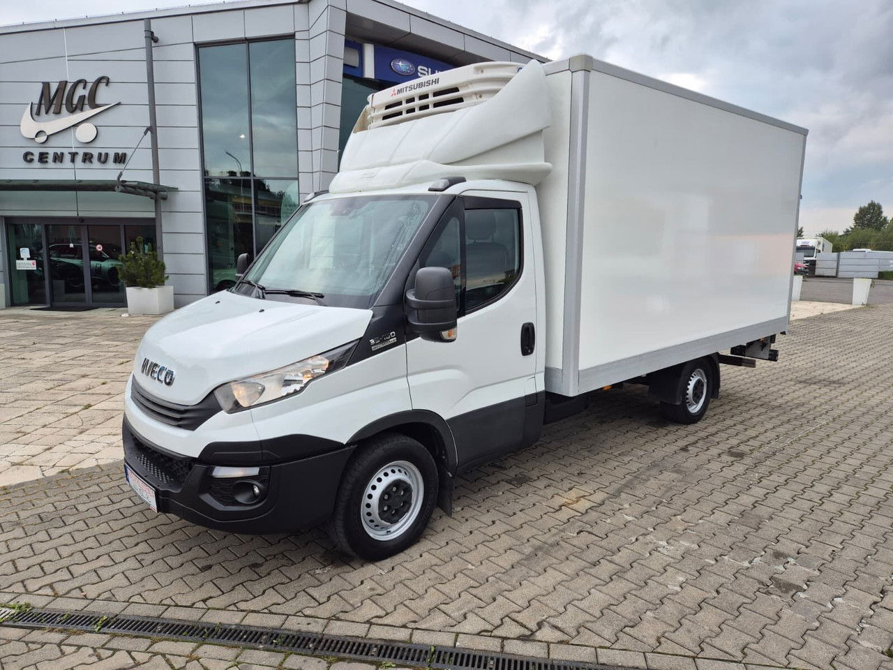 Iveco Daily 35S16 Hi-Matic / 1 Owner / Mitsubishi / Serviced - Фургон-рефрижератор: фото 1 Iveco Daily 35S16 Hi-Matic / 1 Owner / Mitsubishi / Serviced - Фургон-рефрижератор: фото 1