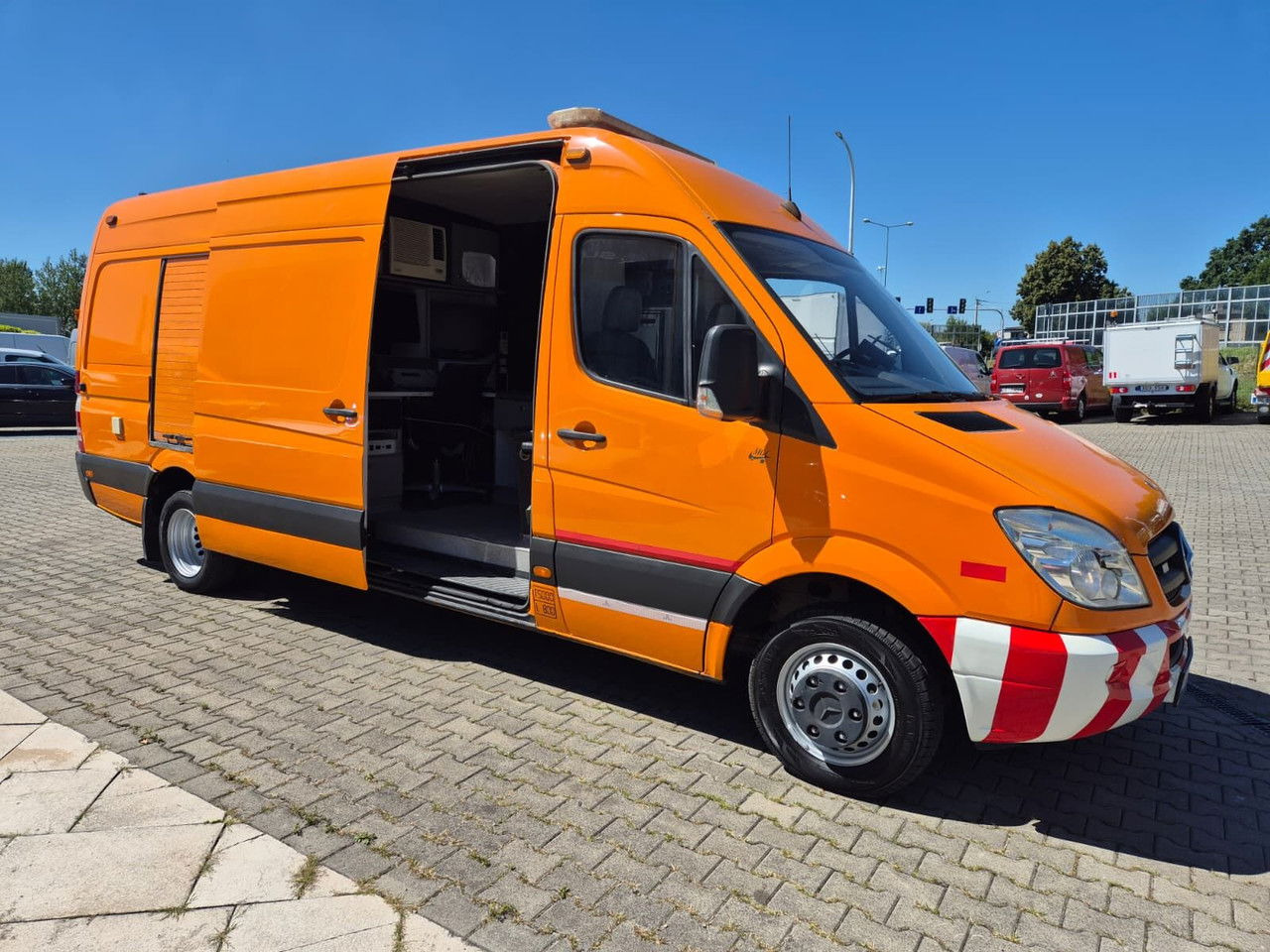 Mercedes-Benz Sprinter 518 CDi / Ipek Canal Inspection System / 3 Cameras / 1 - Коммунальная/ Специальная техника: фото 1 Mercedes-Benz Sprinter 518 CDi / Ipek Canal Inspection System / 3 Cameras / 1 - Коммунальная/ Специальная техника: фото 1