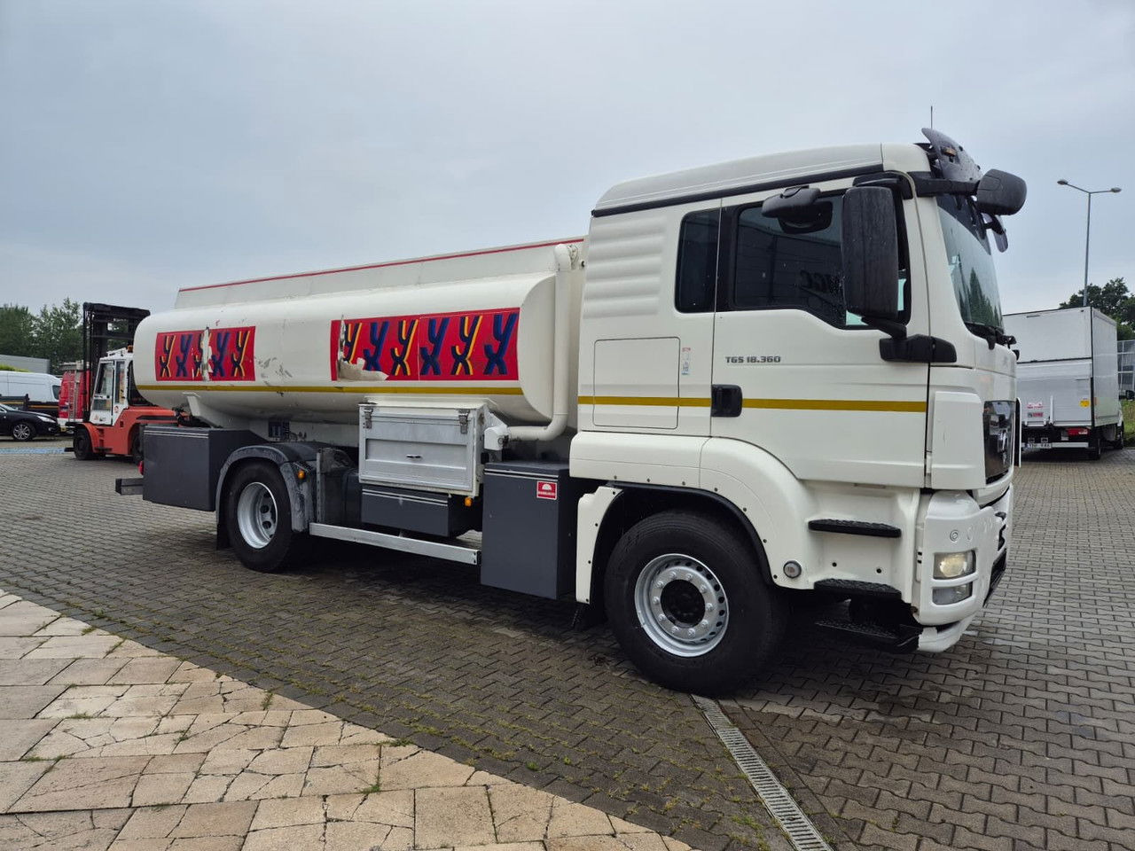 Грузовик-цистерна MAN TGS 18.360 OIL Transport / Good Condition: фото 8