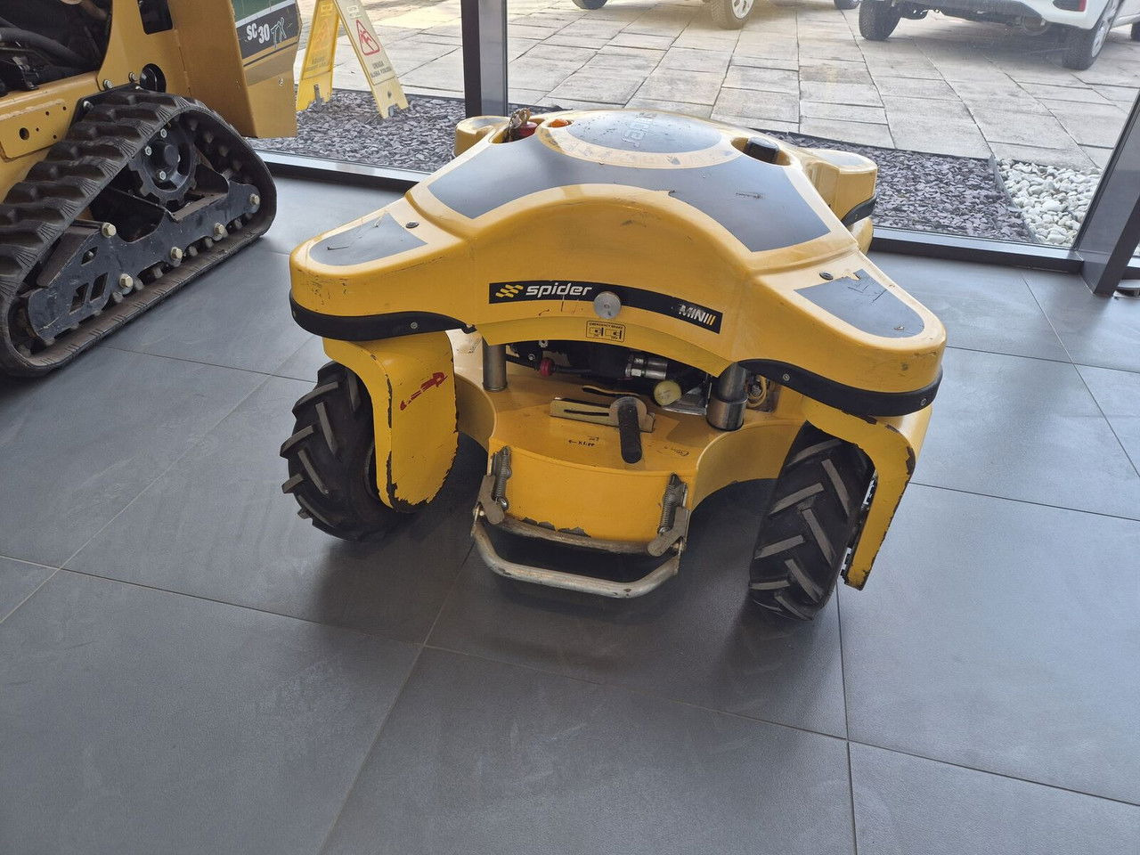 MINI Mini Spider II / 4X4 / NEW Service / Works Great - Газонокосилка: фото 3 MINI Mini Spider II / 4X4 / NEW Service / Works Great - Газонокосилка: фото 3