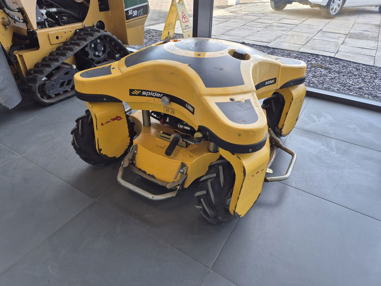 Spider MINI Mini Spider II - Газонокосилка: фото 3 Spider MINI Mini Spider II - Газонокосилка: фото 3