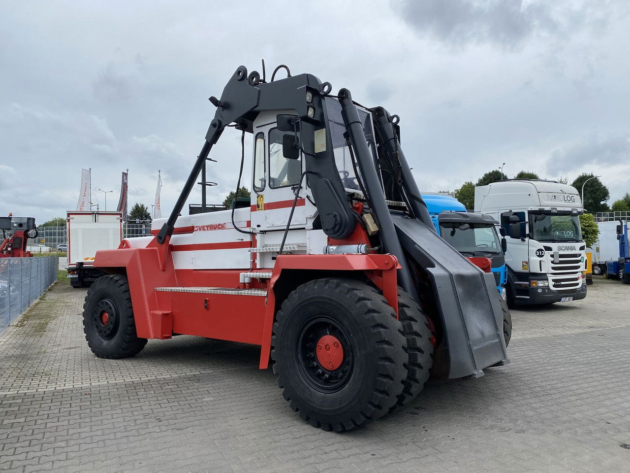 Svetruck TMF 12/9 HB / 1 Owner / Reach Stacker / Elme Sprea DER - Вилочный погрузчик: фото 1 Svetruck TMF 12/9 HB / 1 Owner / Reach Stacker / Elme Sprea DER - Вилочный погрузчик: фото 1