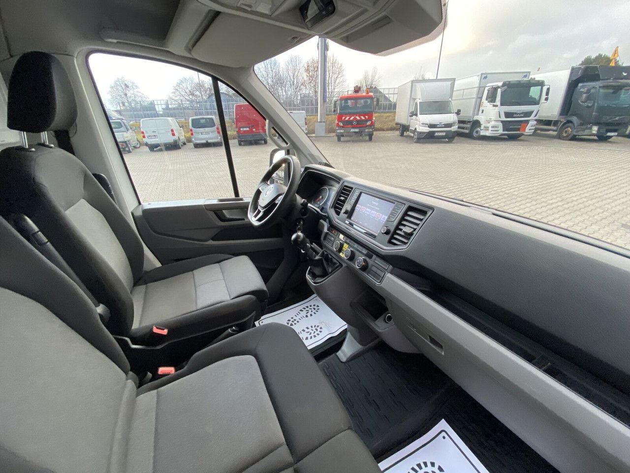 Фургон с закрытым кузовом Volkswagen Crafter 2.0 TDI 177HP / High Container / Lift 750KG / Super Cond: фото 13