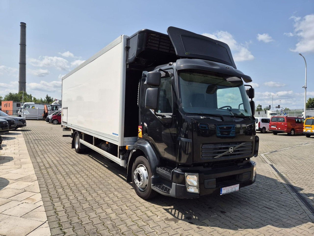 Volvo FL 240 - Грузовик с закрытым кузовом: фото 5 Volvo FL 240 - Грузовик с закрытым кузовом: фото 5